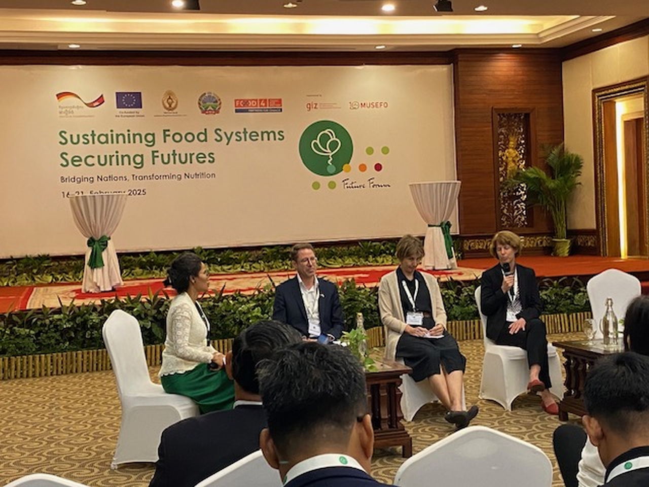 a-forum-for-our-future-sustaining-and-securing-rice-story1