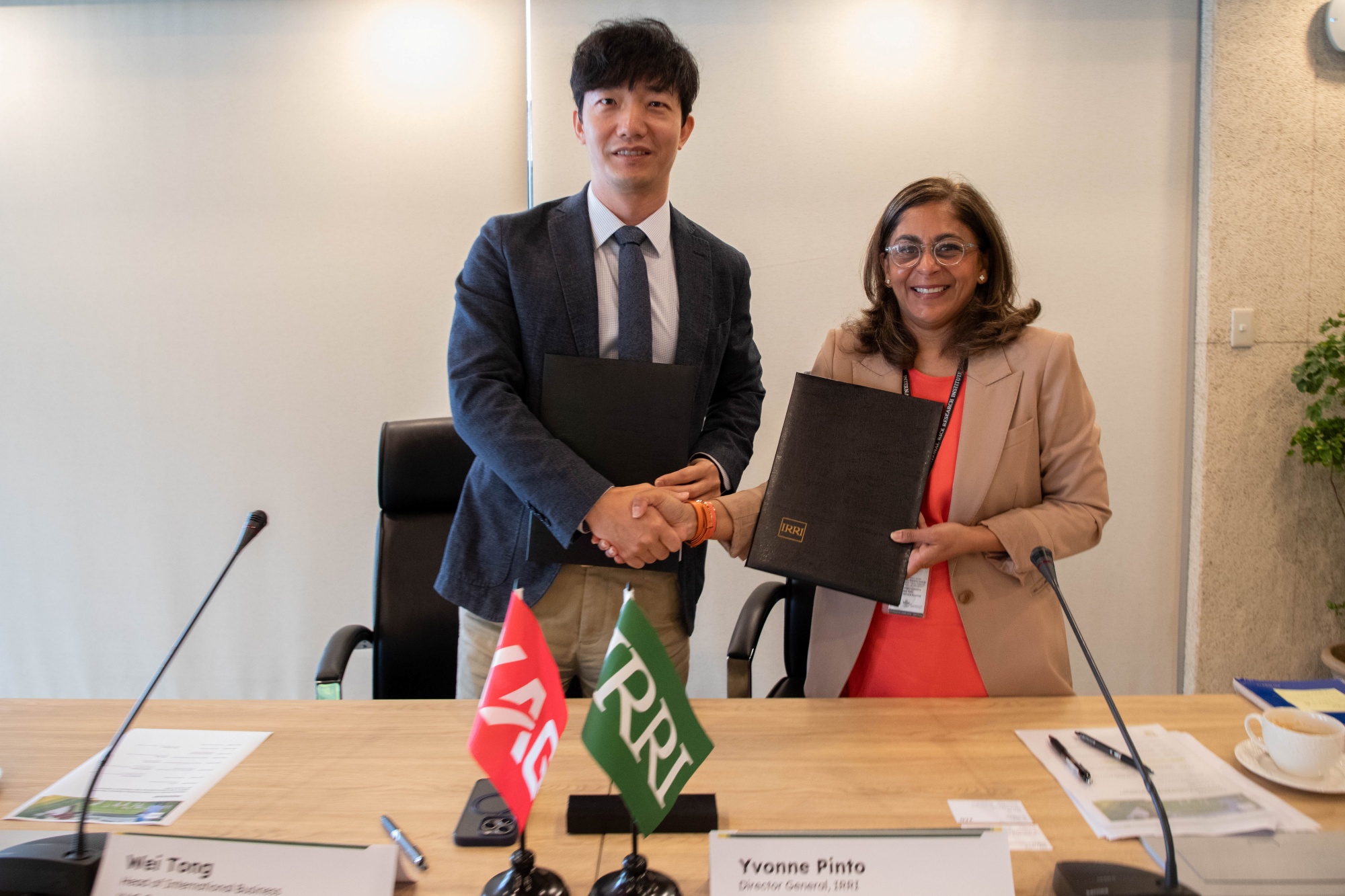 https://dev-static.irri.org/public/images/irri-and-smart-agriculture-technology-leader-xag-collaborate-story2