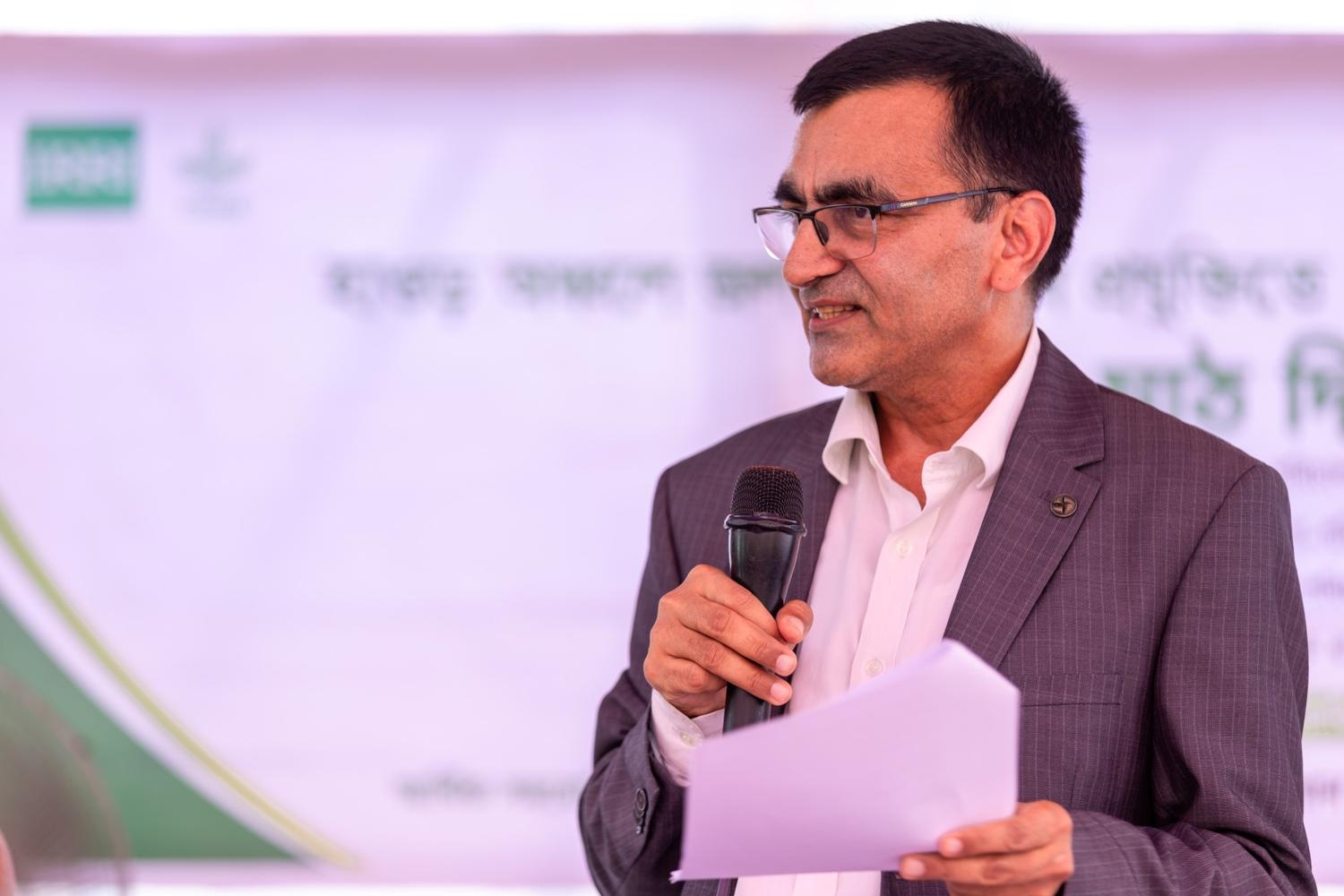 irri-showcases-improved-rice-varieties-and-training-farmers-on-climate-smart-agriculture-story1