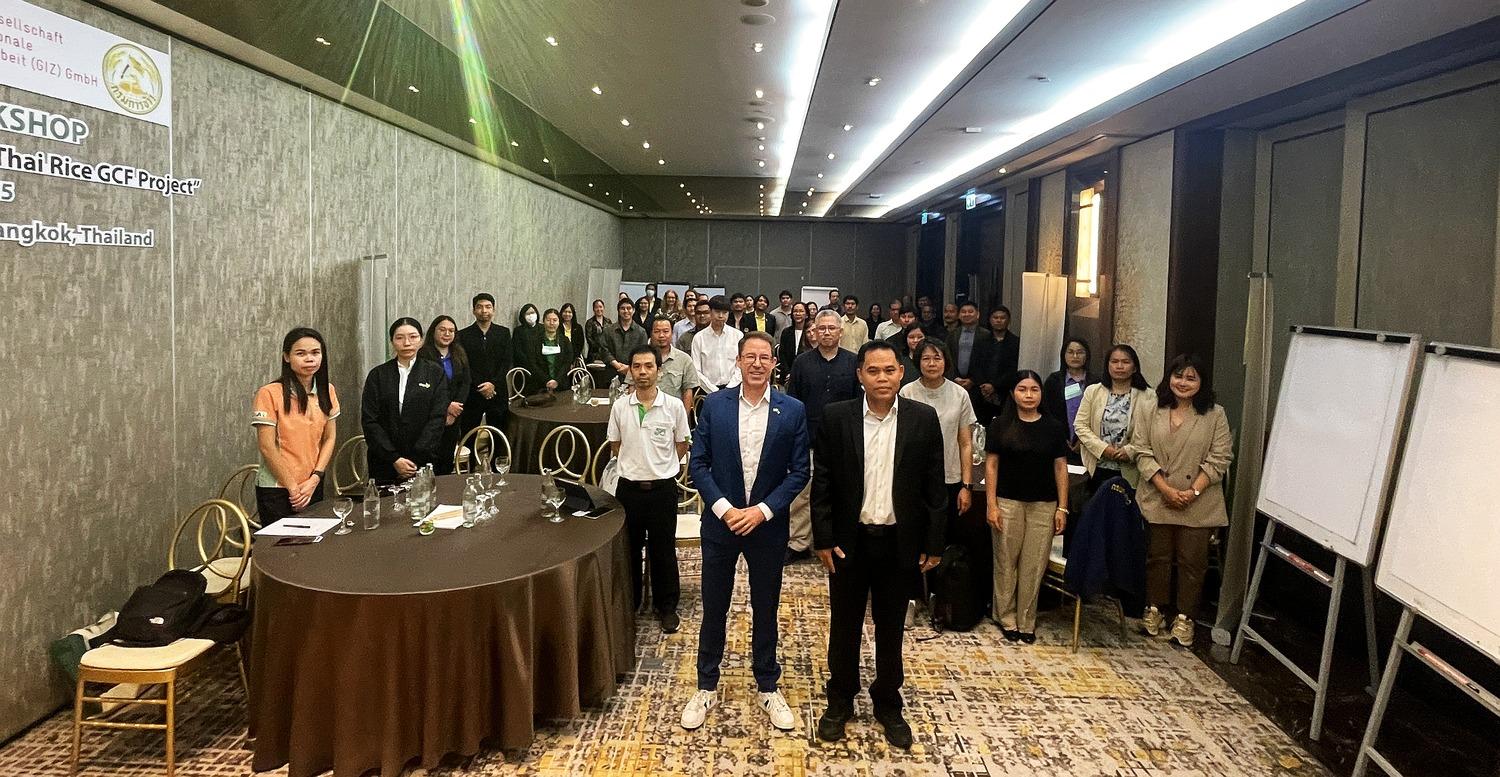 planning-thailands-rice-sector-wtih-climate-smart-farming-approaches-story1
