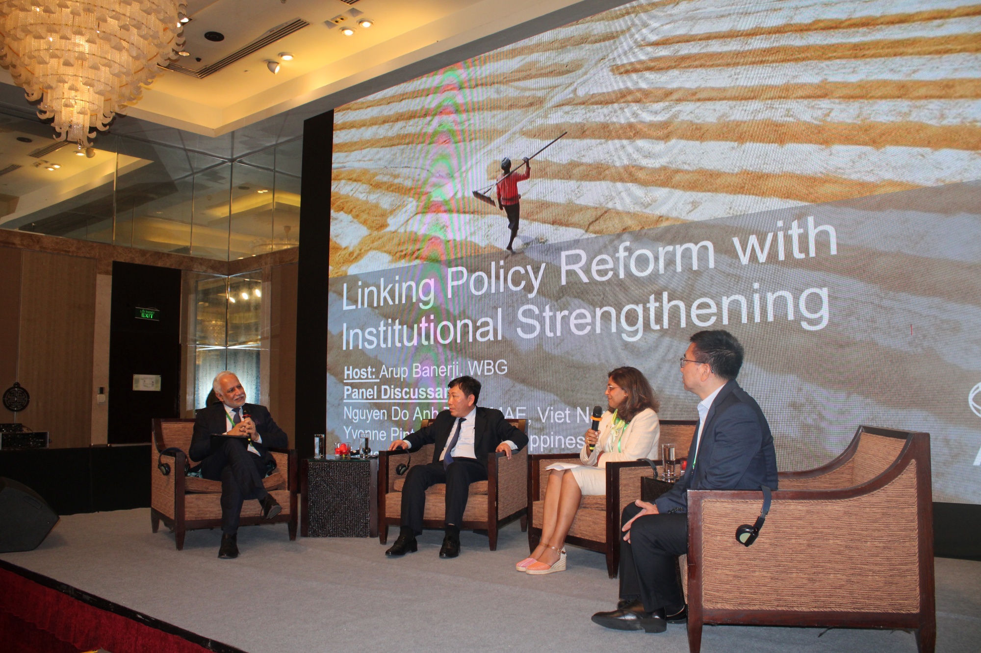 Vietnam Hosts World Bank and IRRI Learning Event to Scale Sustainable Rice Innovations