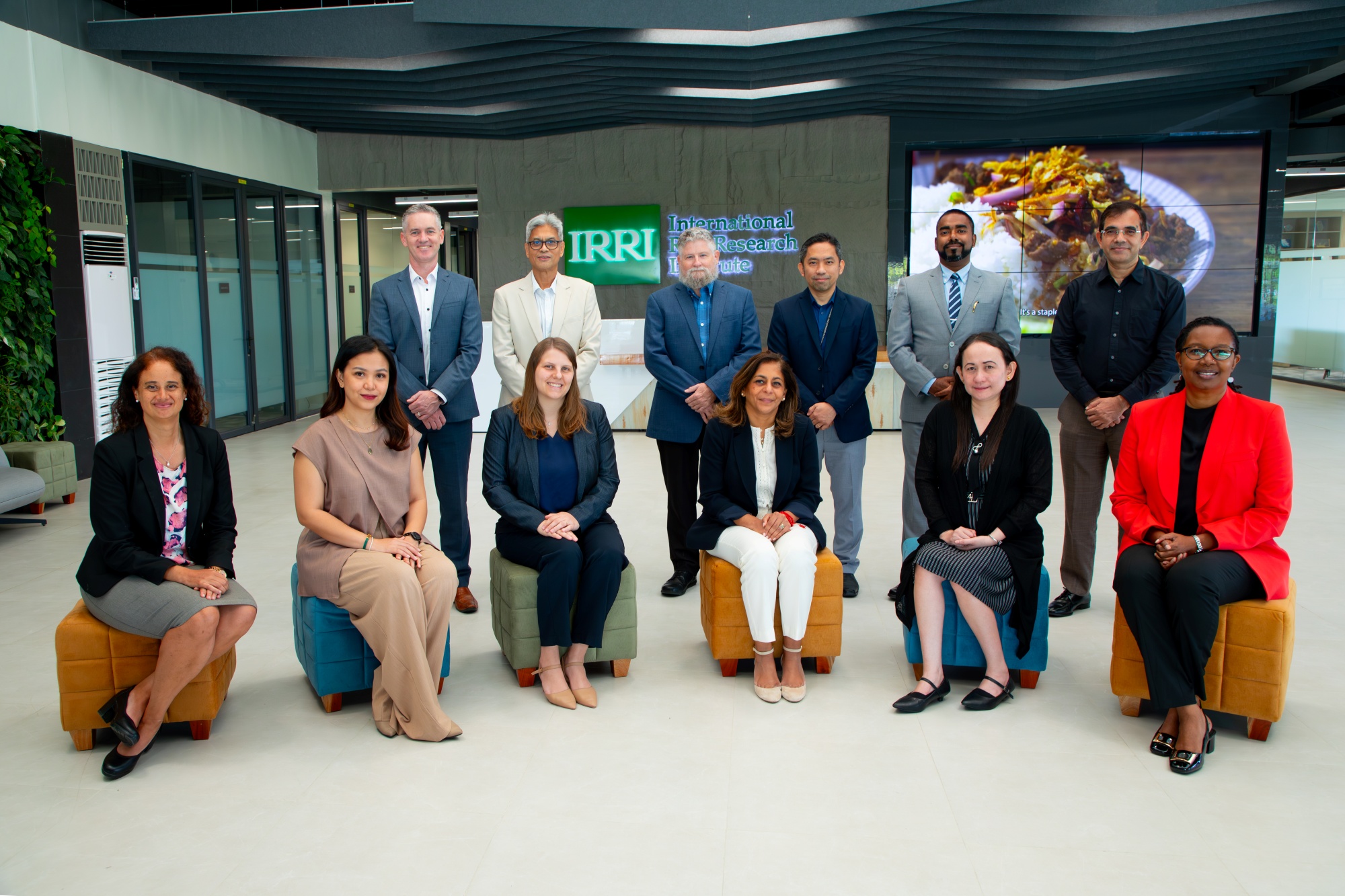 IRRI Leadership Team group image