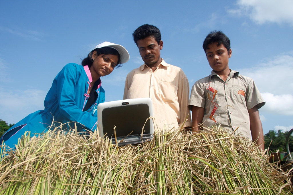 IRRI shares Rice Crop Manager experience during the 10th ICT4D Conference