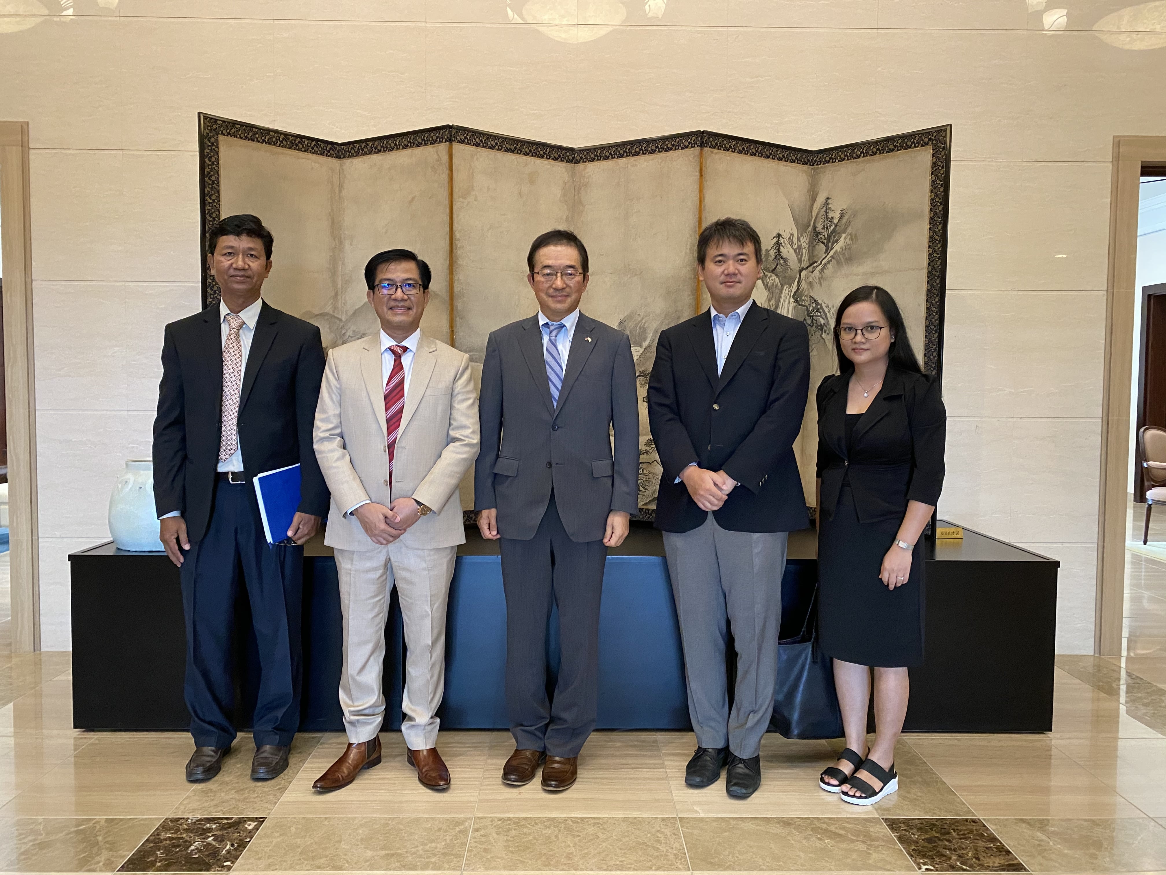 Japan and IRRI discuss strengthened cooperation for agriculture sector in Cambodia and SEA...