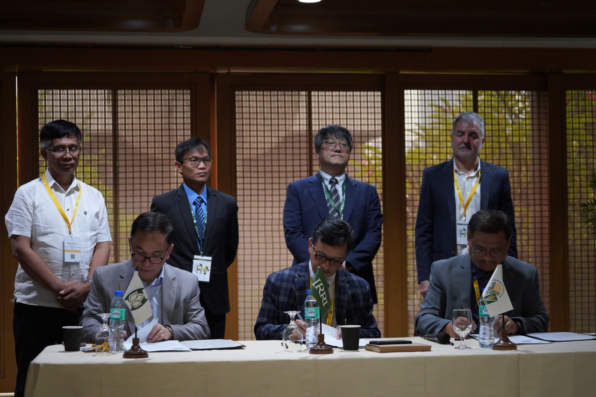 IRRI, DA-PhilRice, and PCIC team up for innovative crop insurance for rice