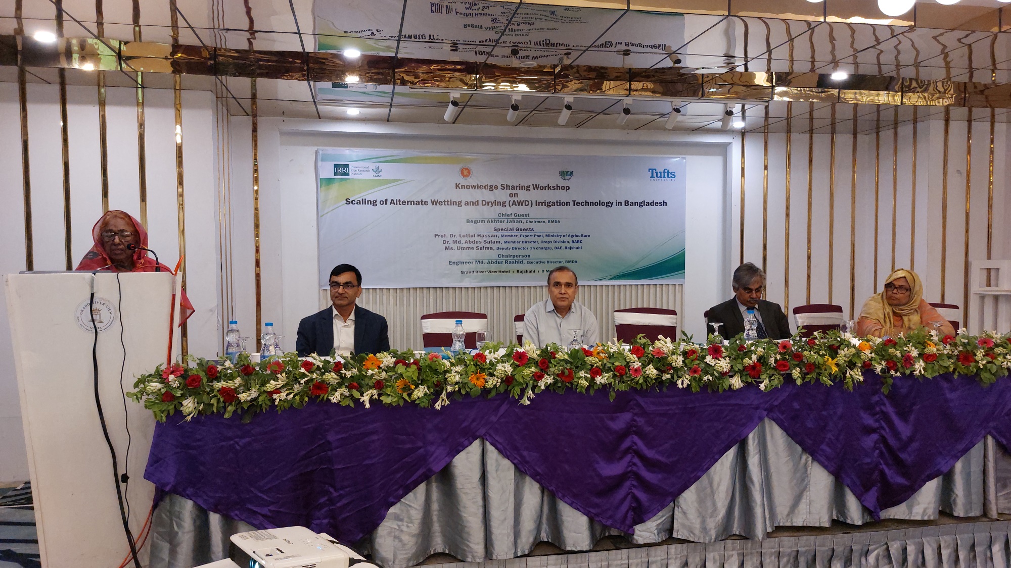 Prepaid irrigation cards and AWD may unlock a more sustainable  rice farming future for Bangladesh