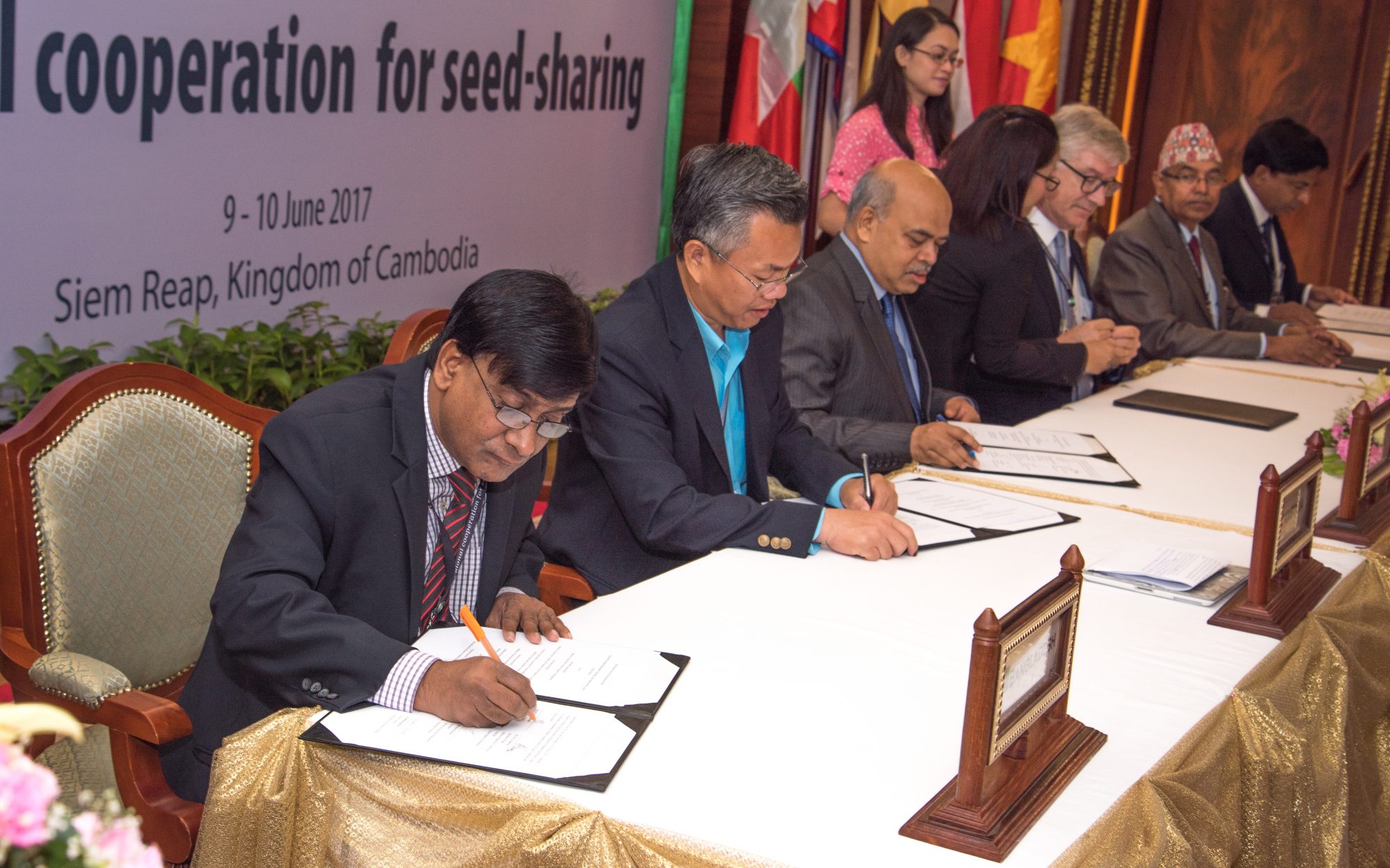 Agreement on multi-country seed-sharing reached